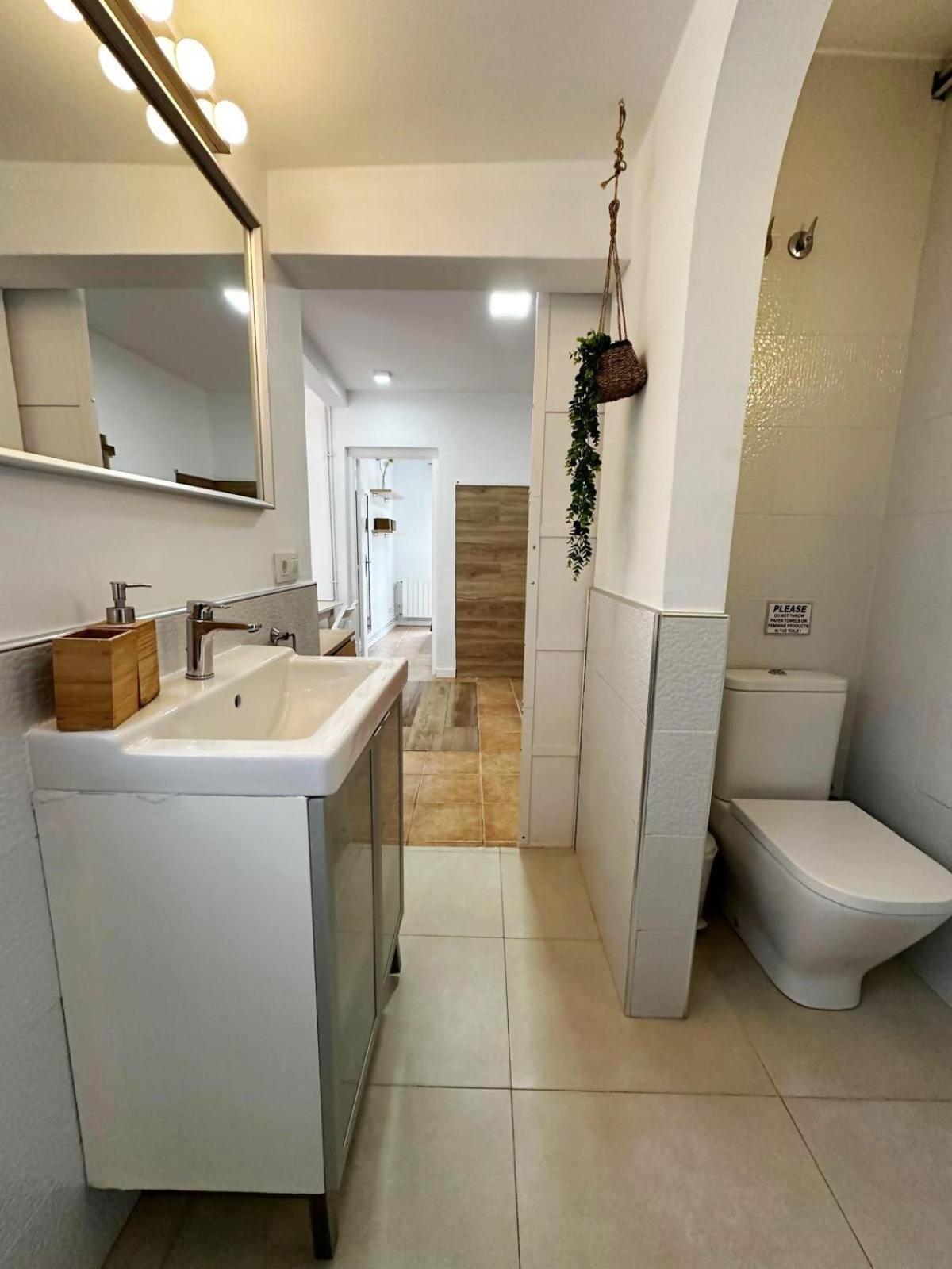 Casa Independientegardenviews2 Bedrooms Barcelona Exteriör bild